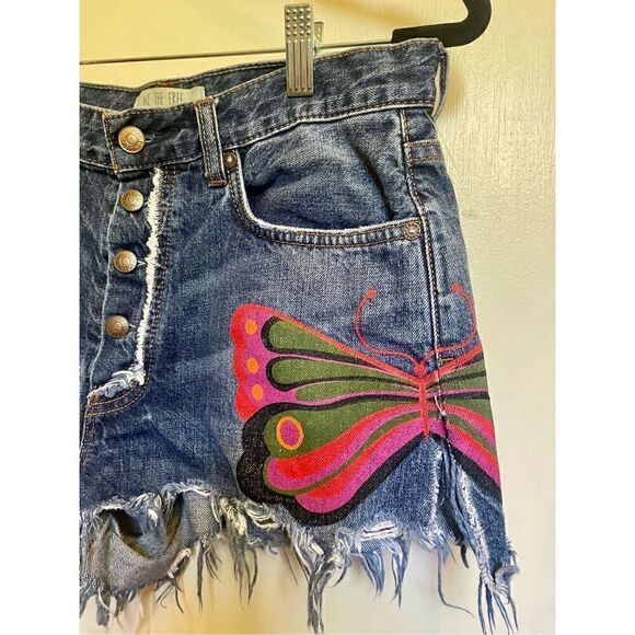 Free People Fields of Sun Boulder Beach Butterfly Frayed Denim Short 27 - Picture 12 of 16